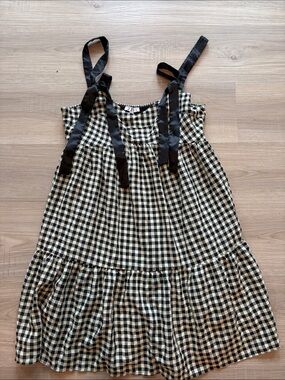 Never Worn!Women’s Black & Cream Gingham Tie-Strap Sundress